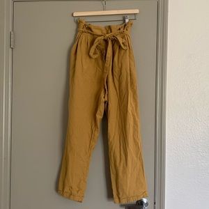 American Eagle/AE Size XL Mustard Yellow Linen Paperbag Pants